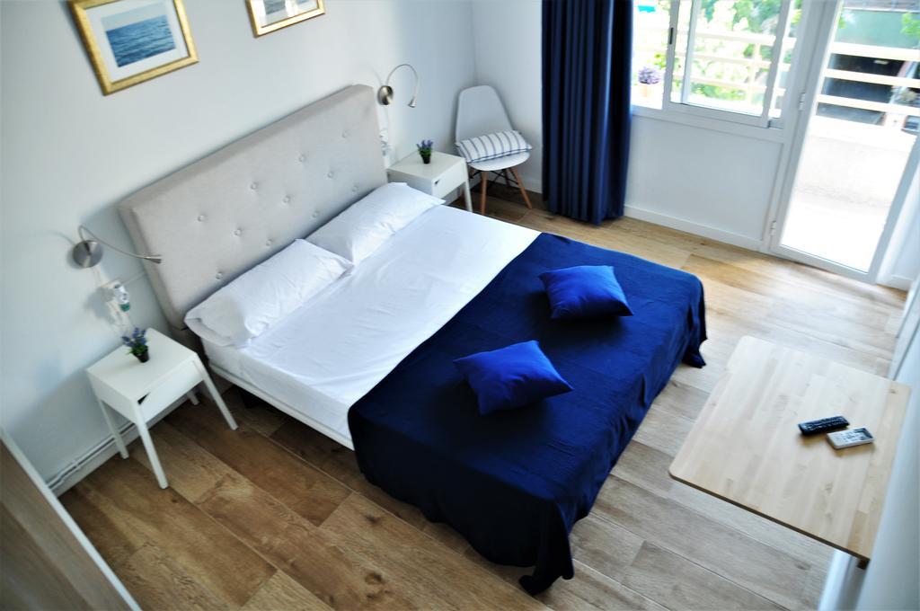 סאלו Hostal Porto Mar מראה חיצוני תמונה