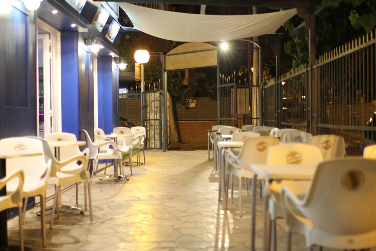 סאלו Hostal Porto Mar מראה חיצוני תמונה